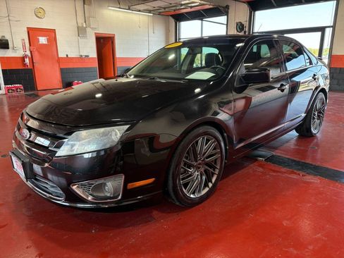 Used 2010 Ford Fusion SE image 2