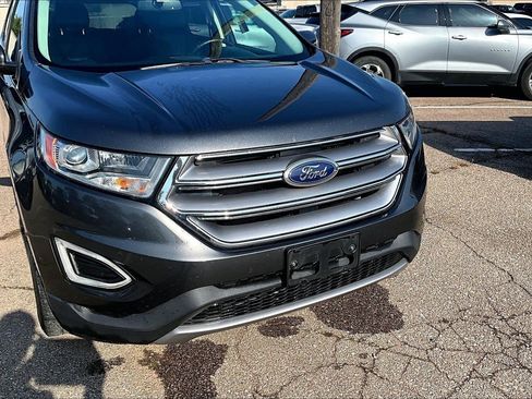 Used 2017 Ford Edge Titanium w/ Equipment Group 301A AWD/4WD image 3