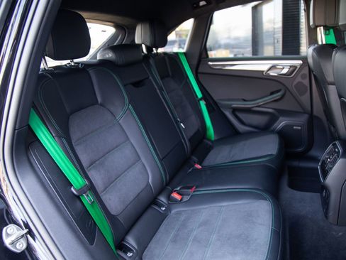 Certified 2026 Porsche Macan GTS AWD/4WD image 13