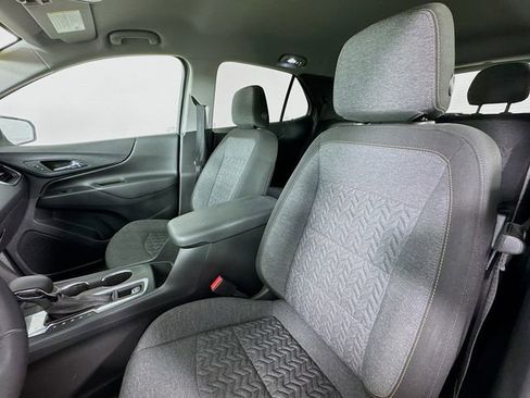 Used 2022 Chevrolet Equinox LT image 11