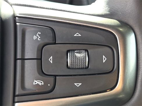 Used 2021 Chevrolet Tahoe Z71 w/ Luxury Package image 25