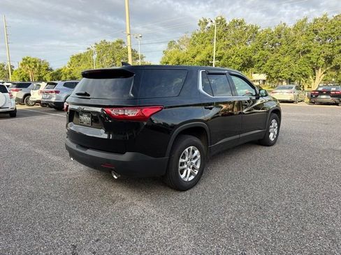 Used 2021 Chevrolet Traverse LS w/ LPO, Blackout Package FWD image 5