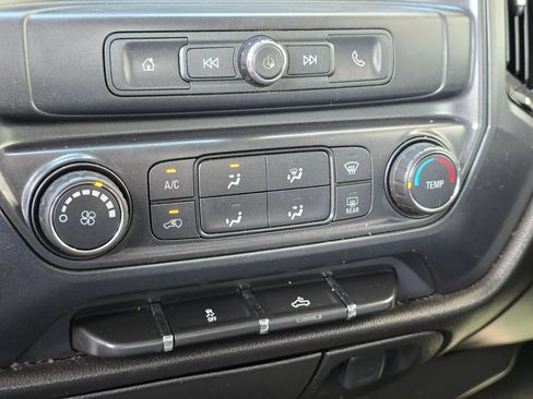 Used 2016 Chevrolet Silverado 1500 Custom w/ Custom Convenience Package RWD image 22