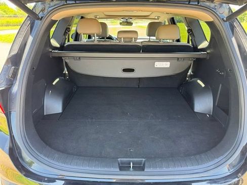 Used 2022 Hyundai Santa Fe SEL w/ Convenience + Premium Package FWD image 7