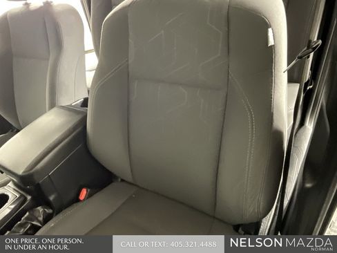 Used 2018 Toyota Tacoma TRD Off-Road image 24