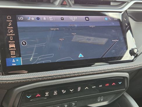 New 2026 Jeep Cherokee Overland AWD/4WD image 13