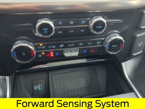 Certified 2022 Ford F150 Raptor w/ Equipment Group 801A High image 15