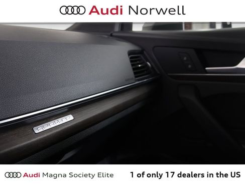 Used 2023 Audi Q5 2.0T Premium w/ Convenience Package image 7
