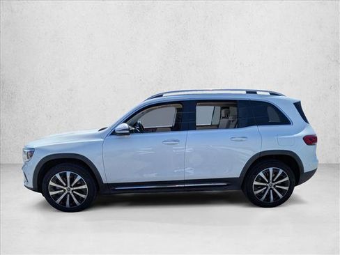 Used 2022 Mercedes-Benz GLB 250 image 8