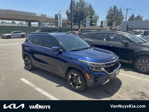 Used 2024 Kia Seltos EX FWD image 1