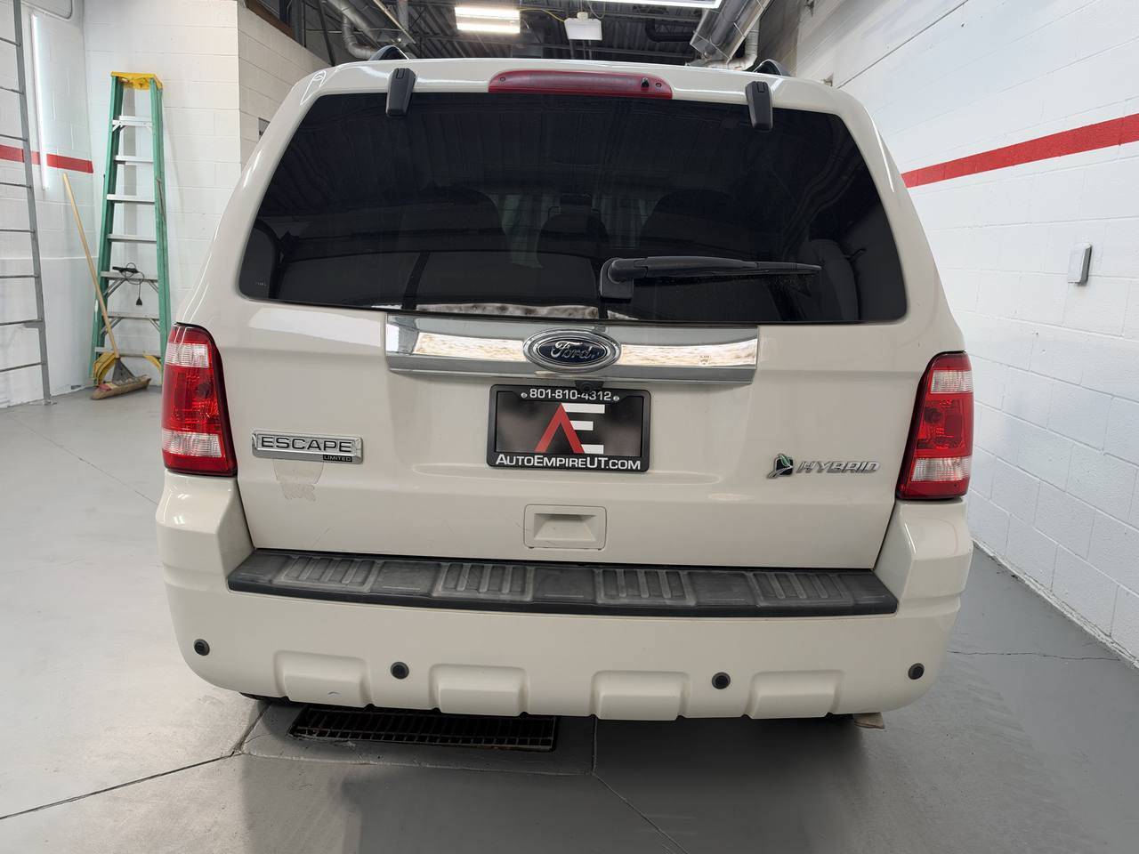 Used 2010 Ford Escape 4WD Hybrid image 6