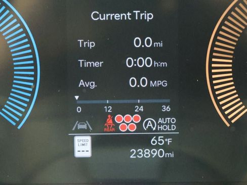 Used 2025 Hyundai Santa Fe SEL image 17