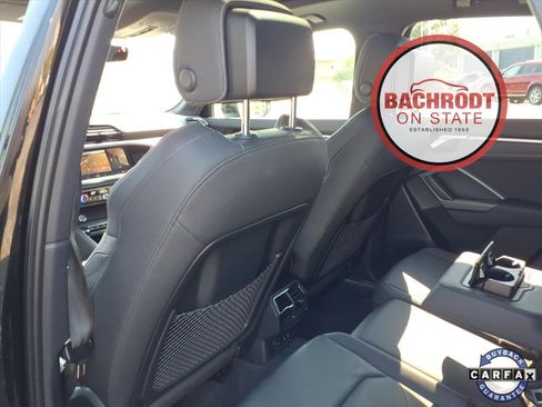 Used 2019 Audi Q3 2.0T Prestige w/ Prestige Package image 55