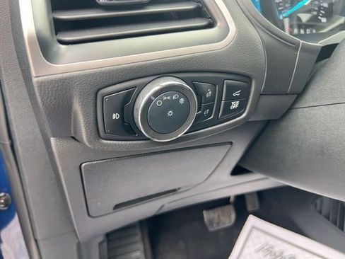 Certified 2024 Ford Edge SEL w/ Convenience Package image 8