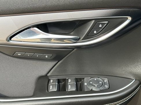 Used 2025 Buick Envision Sport Touring AWD/4WD image 19