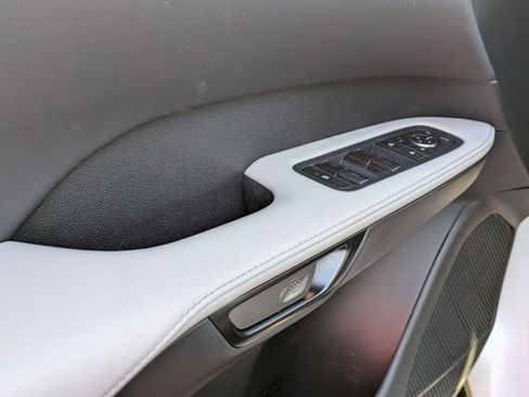 Used 2025 Lexus RX 350 Premium Plus image 2