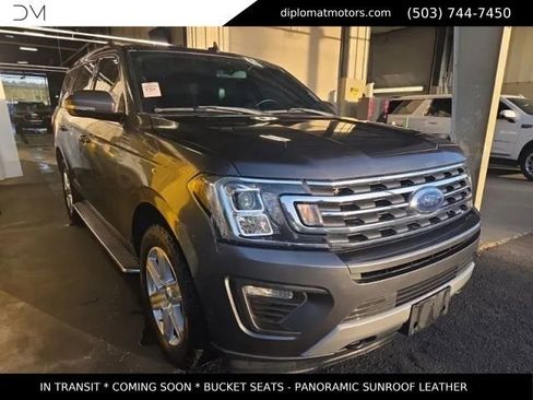 Used 2020 Ford Expedition XLT w/ Equipment Group 202A AWD/4WD image 3