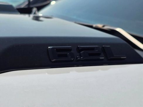 Used 2024 Chevrolet Silverado 1500 ZR2 w/ Technology Package AWD/4WD image 13