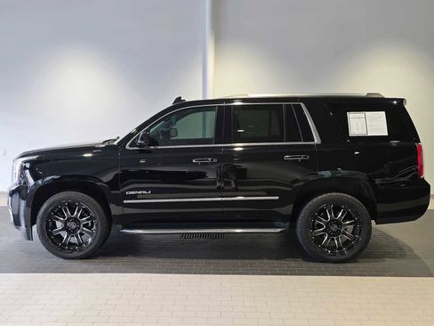 Used 2015 GMC Yukon Denali image 2