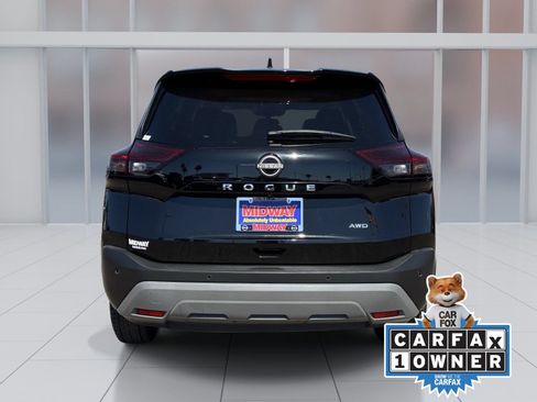 Certified 2025 Nissan Rogue SV AWD/4WD image 5