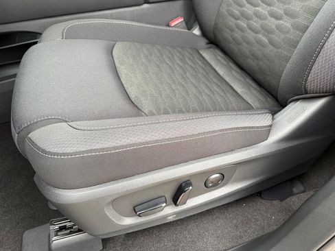 New 2026 Nissan Pathfinder SV FWD image 20