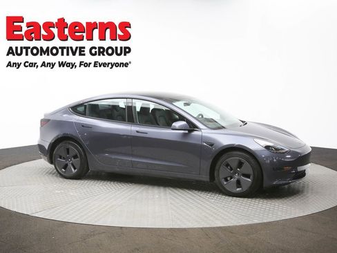 Used 2023 Tesla Model 3 Standard Range image 44