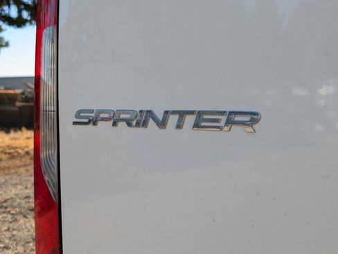 Used 2024 Mercedes-Benz Sprinter 3500 image 18