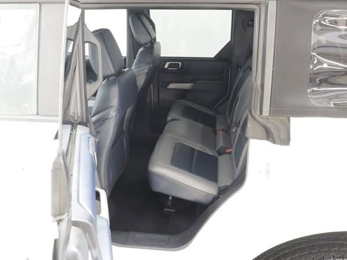 Used 2023 Ford Bronco Outer Banks AWD/4WD image 14