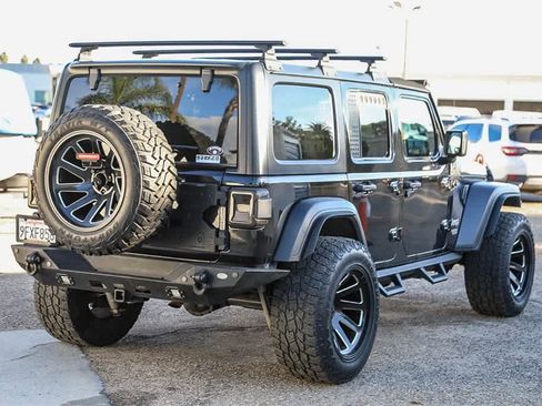 Used 2018 Jeep Wrangler Unlimited Sport S image 4