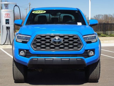 Used 2020 Toyota Tacoma TRD Off-Road w/ TRD Premium Off Road Package image 26