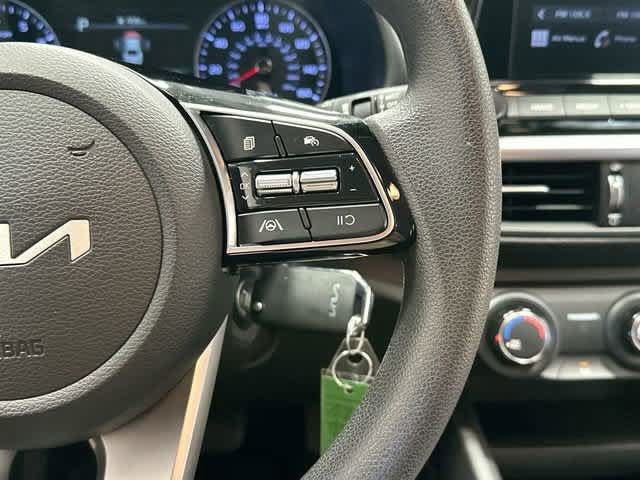 Used 2023 Kia Forte LXS w/ LXS Technology Package FWD image 9