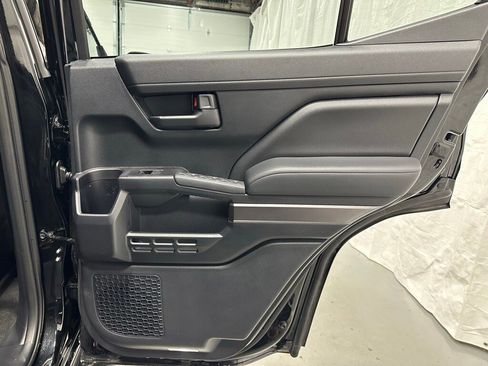 Used 2025 Toyota 4Runner SR5 image 49