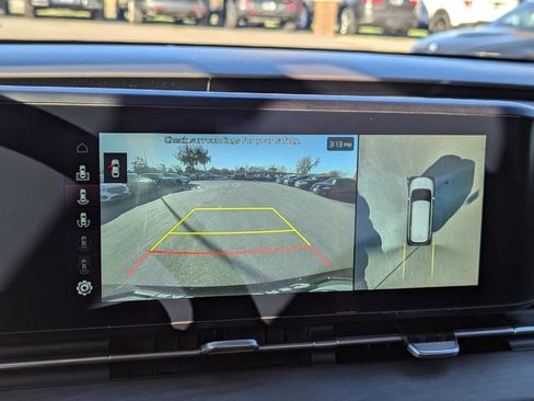 Used 2024 Kia Carnival SX image 24