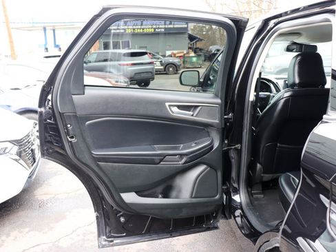 Used 2023 Ford Edge SEL image 24