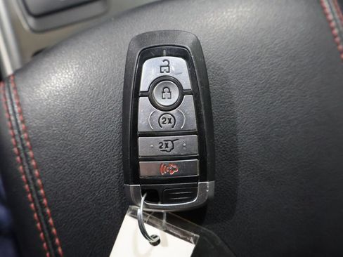 Used 2024 Ford Edge ST-Line AWD/4WD image 25