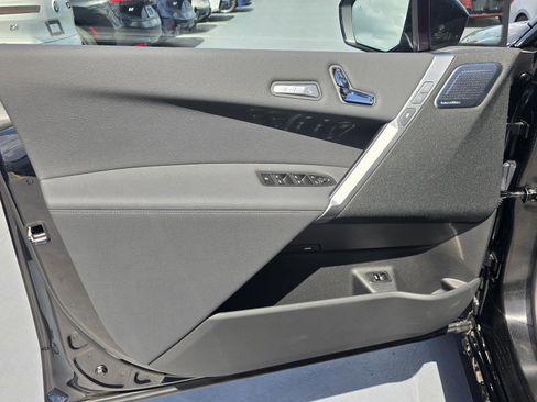 New 2026 BMW iX xDrive60 w/ M Sport Package image 10