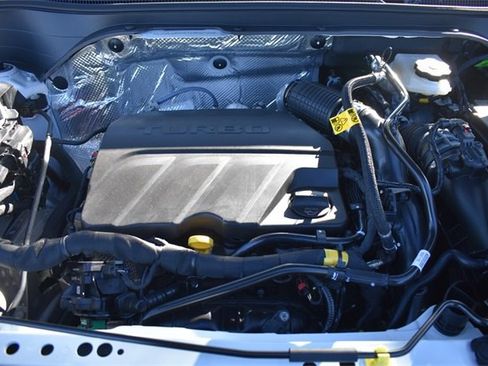 New 2026 Chevrolet Trax LT w/ LPO, Blackout Package image 32