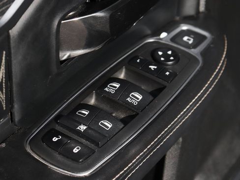 Used 2022 RAM 2500 Limited w/ Night Edition image 19