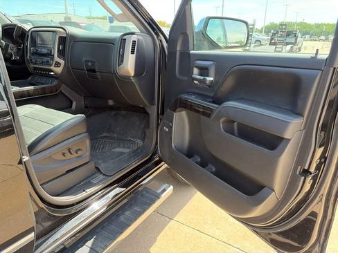 Used 2016 GMC Sierra 1500 Denali w/ Enhanced Driver Alert Package AWD/4WD image 23