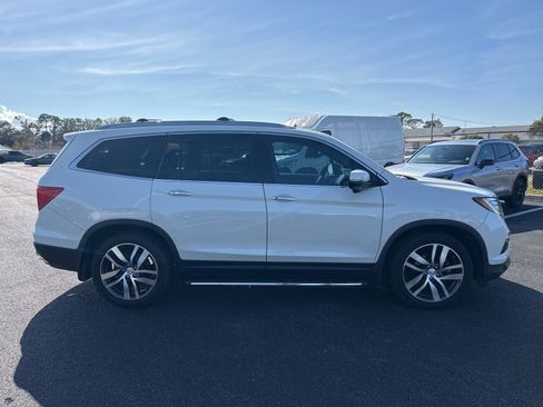 Used 2016 Honda Pilot Touring image 8