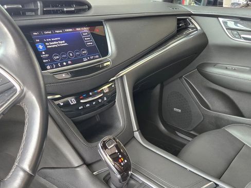 Used 2022 Cadillac XT5 Premium Luxury AWD/4WD image 28