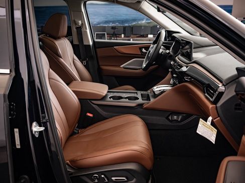 Certified 2025 Acura MDX Technology Package image 22