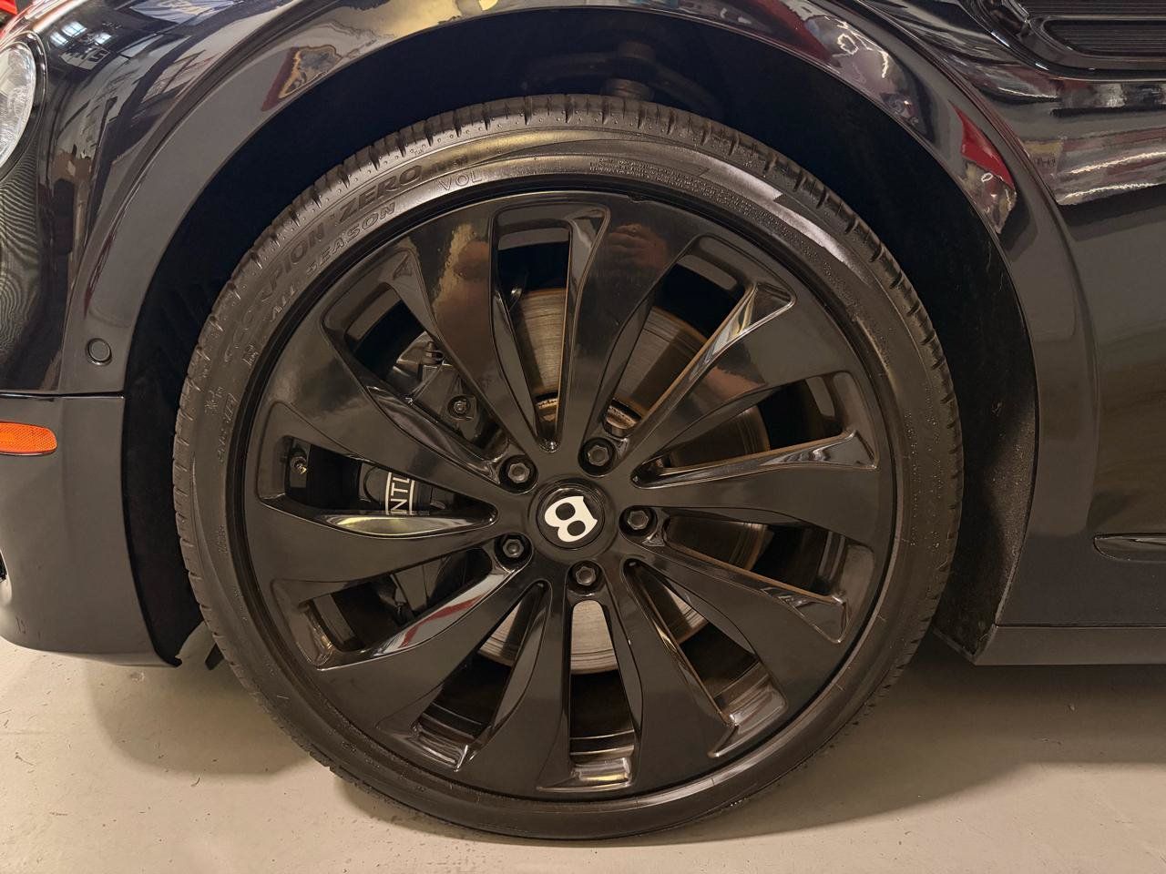 Used 2021 Bentley Flying Spur W12 AWD/4WD image 14
