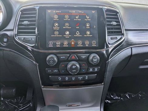 Used 2019 Jeep Grand Cherokee Limited image 16