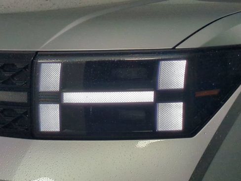 Used 2025 Hyundai Santa Fe Calligraphy FWD image 10