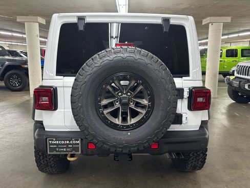 New 2025 Jeep Wrangler Unlimited Rubicon 392 image 5