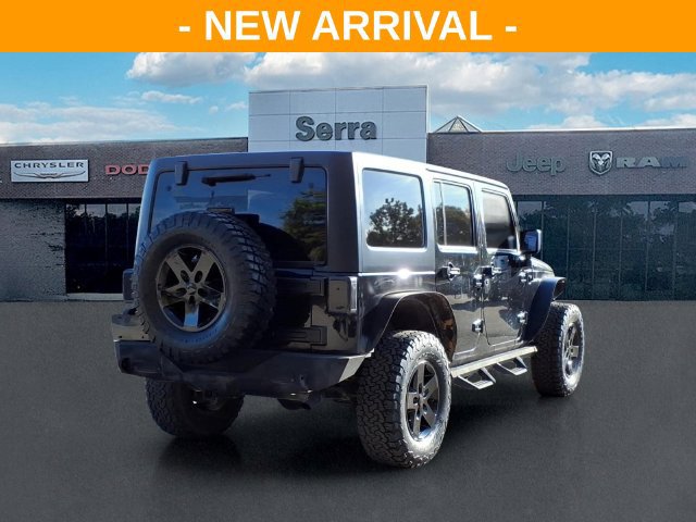 Used 2012 Jeep Wrangler Unlimited Rubicon w/ Connectivity Group AWD/4WD image 4