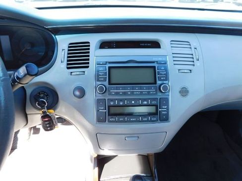 Used 2011 Hyundai Azera GLS w/ Premium Pkg 2 image 17