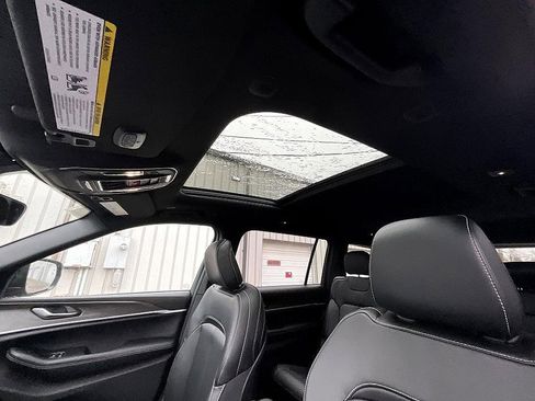 New 2025 Jeep Grand Cherokee L Limited image 26