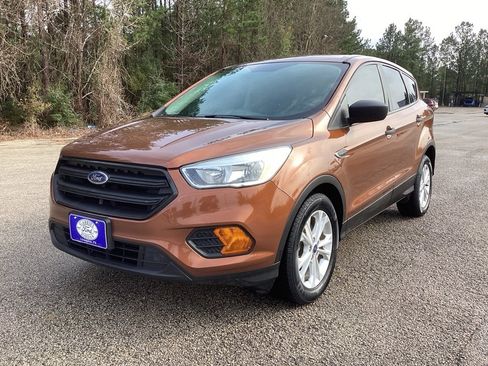 Used 2017 Ford Escape S image 3